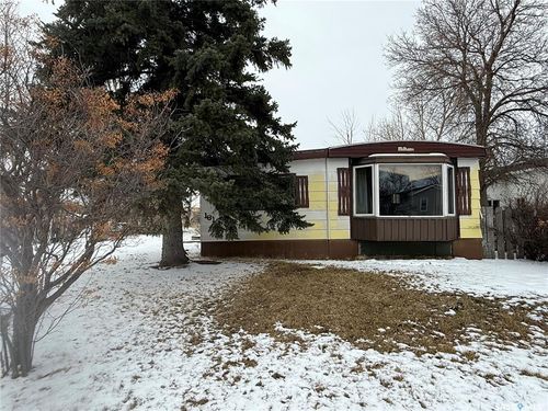 161 Laing Cres, Weyburn, SK, S4H2R8 | Card Image