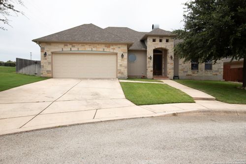 104 S Elise Dr, La Vernia, TX, 78121-4925 | Card Image