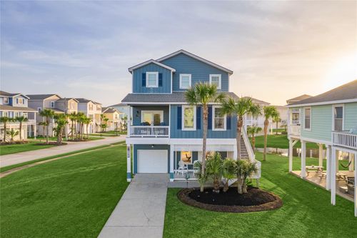 4162 Green Heron Dr, Galveston, TX, 77554-3038 | Card Image