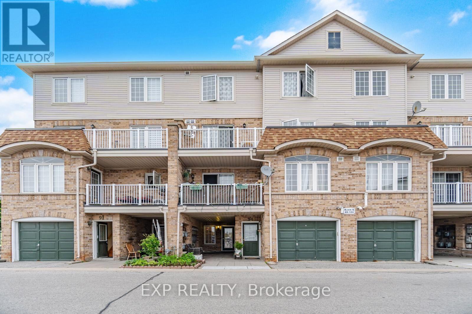 Residential Lease in Toronto (Malvern)