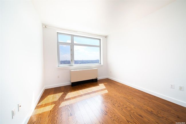 PH3M - 40-22 College Point Blvd, Condo with 2 bedrooms, 2 bathrooms and null parking in Flushing NY | Image 7