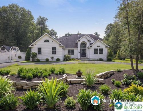 343 High Country Dr, Blakeslee, PA, 18610-7814 | Card Image