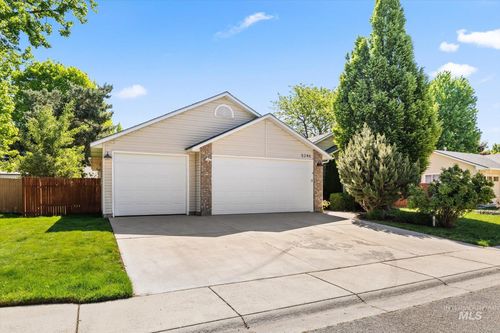 5246 N Hertford Way, Boise, ID, 83714-5412 | Card Image