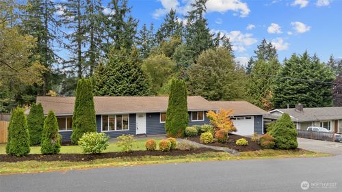 15505 81st Ave Ne, Kenmore, WA, 98028-4401 | Card Image