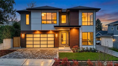 1015 N 35th St, Renton, WA, 98056-1955 | Card Image