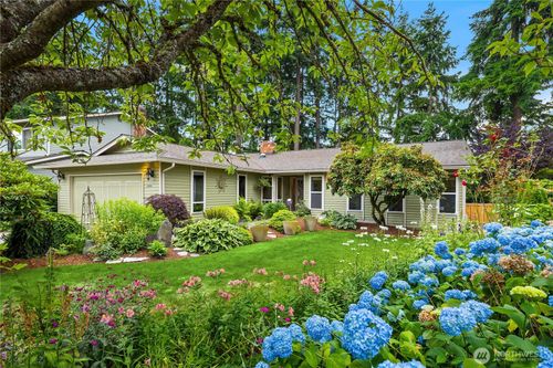 11031 129th Pl Ne, Kirkland, WA, 98033-4748 | Card Image
