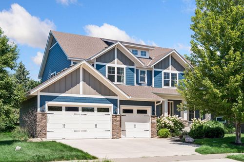 16070 55th Ave N, Plymouth, MN, 55446-3769 | Card Image