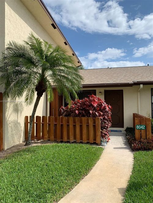 8042-8042 Se Villa Cir, Hobe Sound, FL, 33455-2080 | Card Image