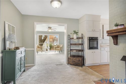 6 Dimmock Ave, Newport News, VA, 23601-2108 | Card Image