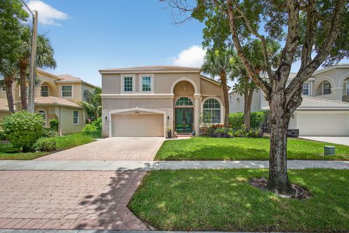 2035 Reston Cir, Royal Palm Beach, FL, 33411-6109 | Card Image