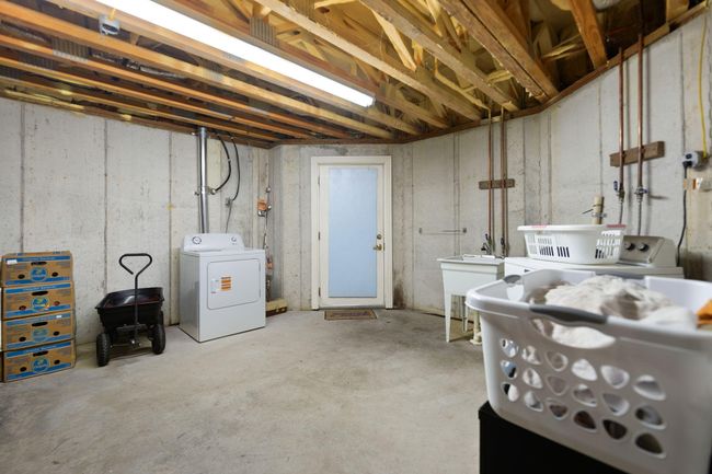 225 Hilltop Rd, Home with 3 bedrooms, 3 bathrooms and null parking in East Bernstadt KY | Image 48