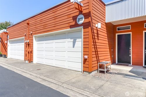 2355 Yakima Ct, Tacoma, WA, 98405-3861 | Card Image
