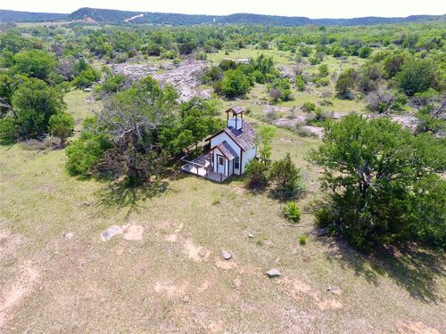 2655 Welgehausen Rd, Fredericksburg, TX, 78624-1951 | Card Image