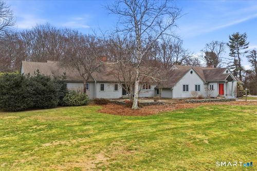 3 Westwood Dr, Waterford, CT, 06385-3826 | Card Image