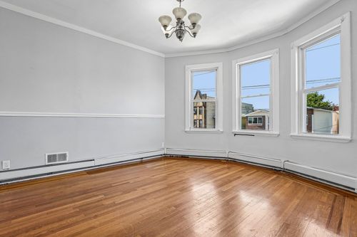 2-310 Palisade Ave, Union City, NJ, 07087-5209 | Card Image