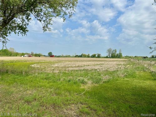 000 Millington Road, Rich Township, MI, 48760 | Card Image