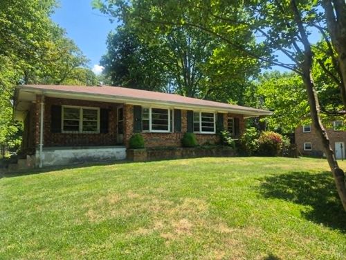 1004 Lakeview Drive, Lynchburg, VA, 24502 | Card Image