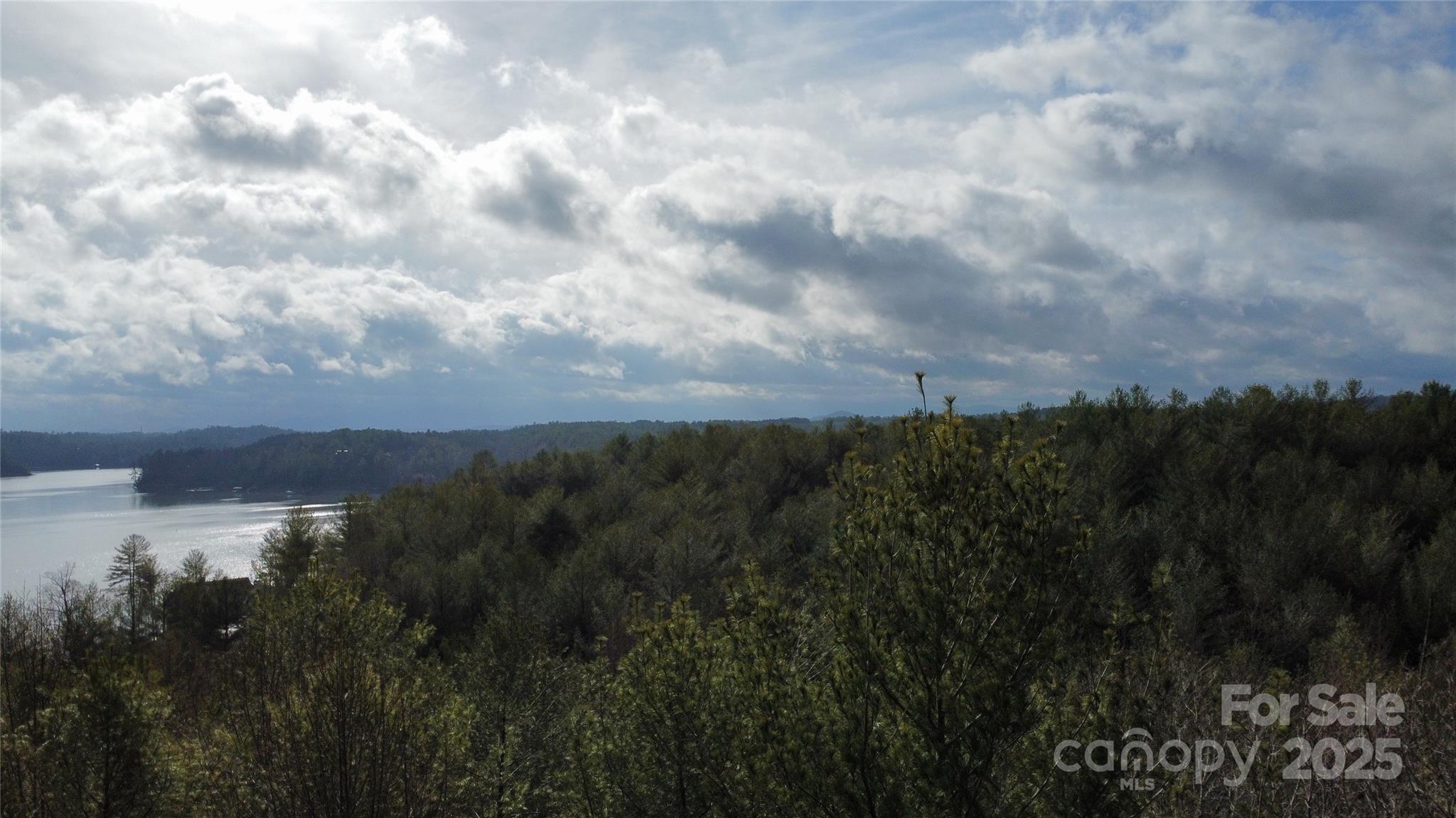 Land in Nebo 4