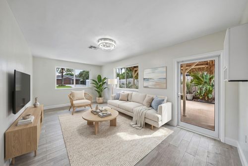 2611 Ne 16th St, Pompano Beach, FL, 33062-3241 | Card Image