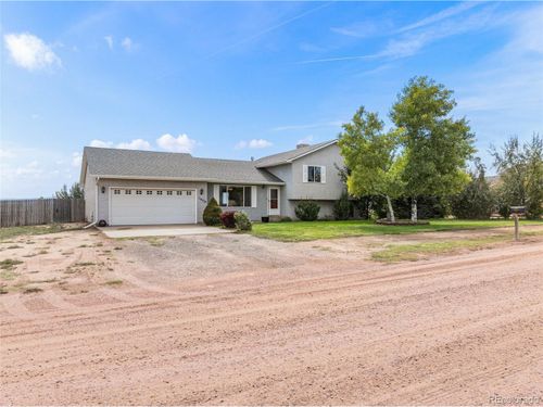 1008 W Broken Bow Dr, Pueblo, CO, 81007-4094 | Card Image