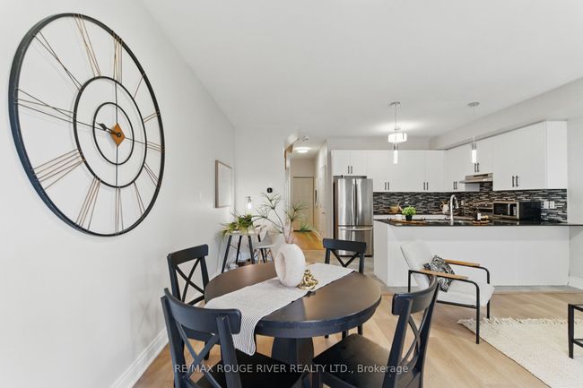 4 Prospect Way, House attached with 3 bedrooms, 3 bathrooms and 1 parking in Whitby ON | Image 24