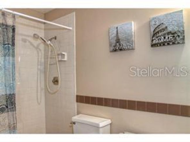 7062 - 7062 W Country Club Dr N, Condo with 1 bedrooms, 2 bathrooms and null parking in SARASOTA FL | Image 16