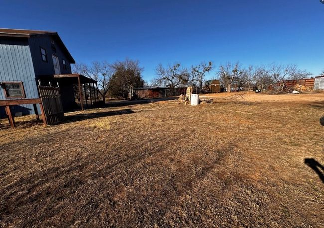 View of yard | Image 6