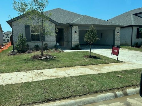 820 Jacquelyn Dr, Little Elm, TX, 75068-3610 | Card Image