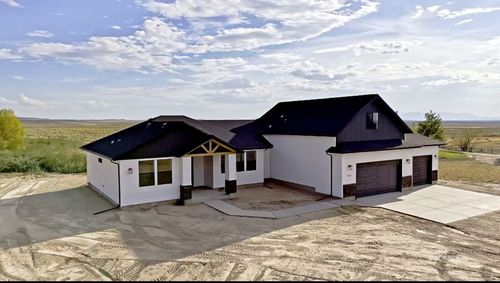 955 Wolf Creek Cir, Spring Creek, NV, 89815-7236 | Card Image