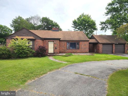 743 Atlanta Rd, Seaford, DE, 19973-1211 | Card Image