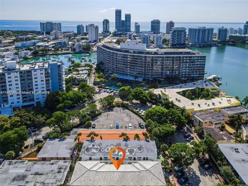 apt-4-945 Bay Dr, MIAMI BEACH, FL, 33141-5641 | Card Image