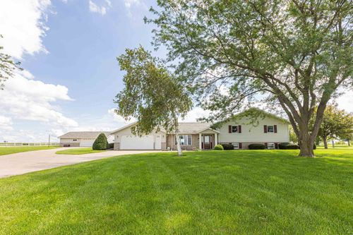 1716 State Road 80, Cuba City, WI, 53807-9708 | Card Image
