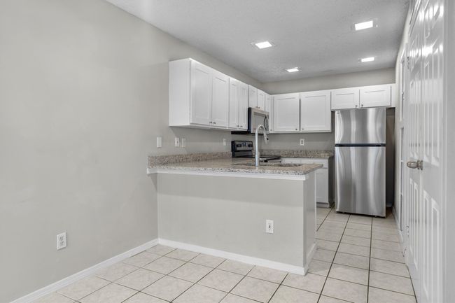 APT-137 - 521 Ranch Trl, Condo with 2 bedrooms, 2 bathrooms and null parking in Irving TX | Image 8
