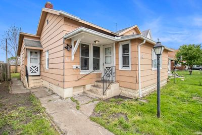 420 W 10th Street, House other with 2 bedrooms, 1 bathrooms and null parking in Mishawaka IN | Image 1