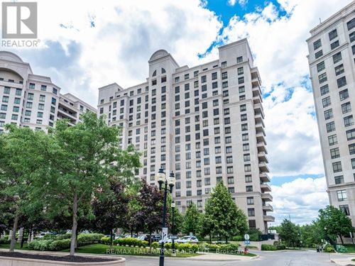 303-9245 Jane St, Vaughan, ON, L6A0J9 | Card Image