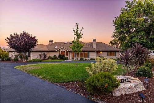 1275 Shane Ln, Templeton, CA, 93465-3614 | Card Image