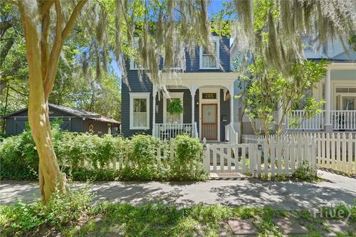 205 E 39th St, Savannah, GA, 31401-9019 | Card Image