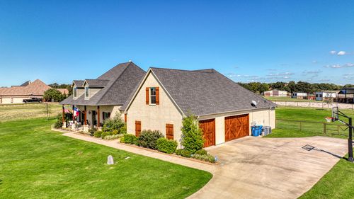 127 Trace Dr, Weatherford, TX, 76087-6492 | Card Image