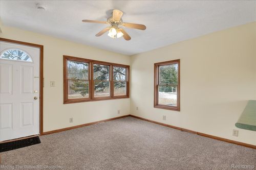 42009 Fret Rd, Van Buren Township, MI, 48111-3004 | Card Image