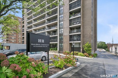 7d-44 Strawberry Hill Ave, Stamford, CT, 06902-2632 | Card Image