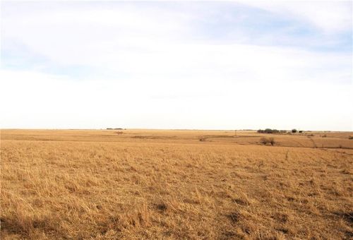 100 G Rd, Cedar Point, KS, 66843 | Card Image