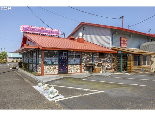 815 Main Ave, Tillamook, OR, 97141-3813 | Card Image