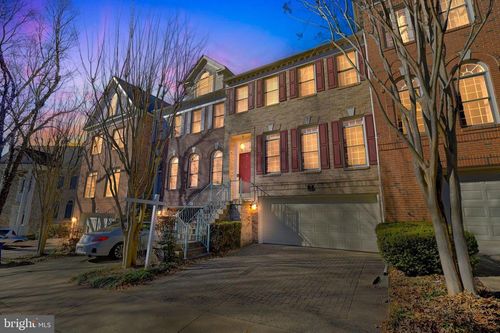 128 Rees Pl, FALLS CHURCH, VA, 22046-3900 | Card Image