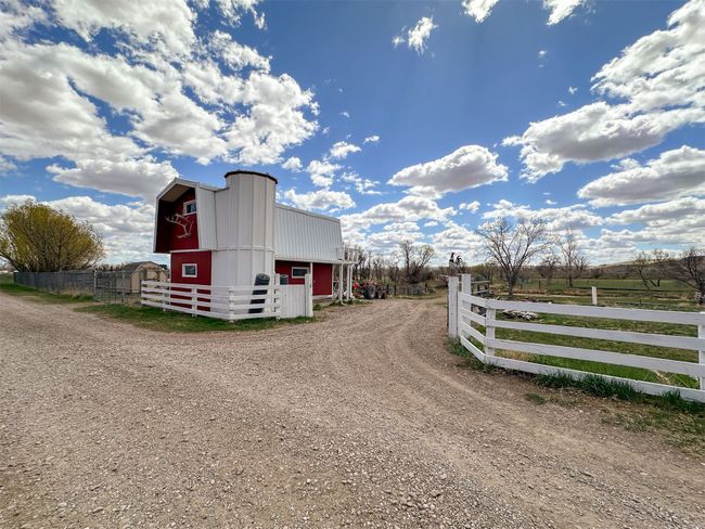 Barn | Image 35