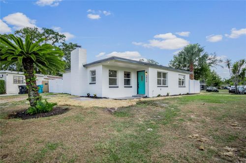 4420 Lake Lawne Ave, ORLANDO, FL, 32808-7333 | Card Image