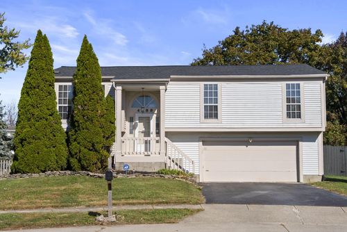 4888 Silver Bow Dr, Hilliard, OH, 43026-8525 | Card Image