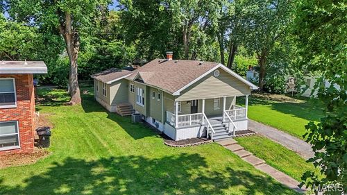 403 N 39th St, Belleville, IL, 62226-5815 | Card Image