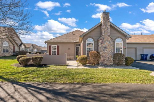 92 Jonathan Dr, Heath, OH, 43056-8048 | Card Image