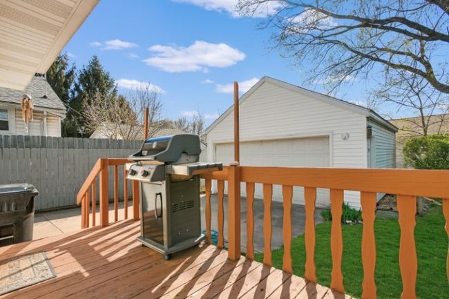219 S Coolidge St, House other with 3 bedrooms, 2 bathrooms and 2 parking in Normal IL | Image 9