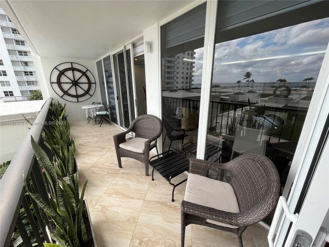 APT-2C - 4280 Galt Ocean Dr, Condo with 2 bedrooms, 2 bathrooms and null parking in Fort Lauderdale FL | Image 4